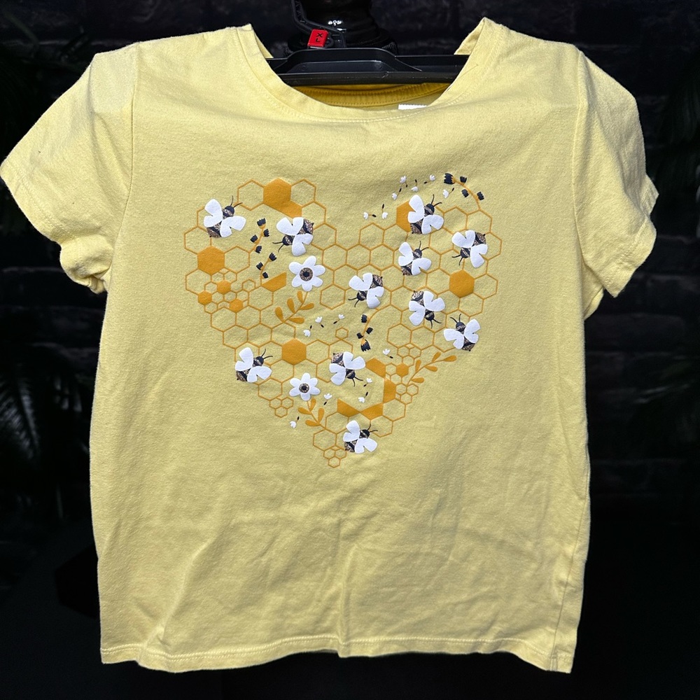 Cat & jack girl T-shirt size 8